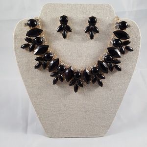 Black and Gold Chunky Bead Statement Necklace